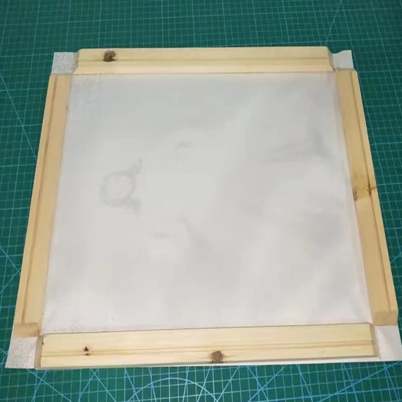 Adeziv LM305 PVC, țesătură și hârtie pentru hârtie pentru plăci proiectate